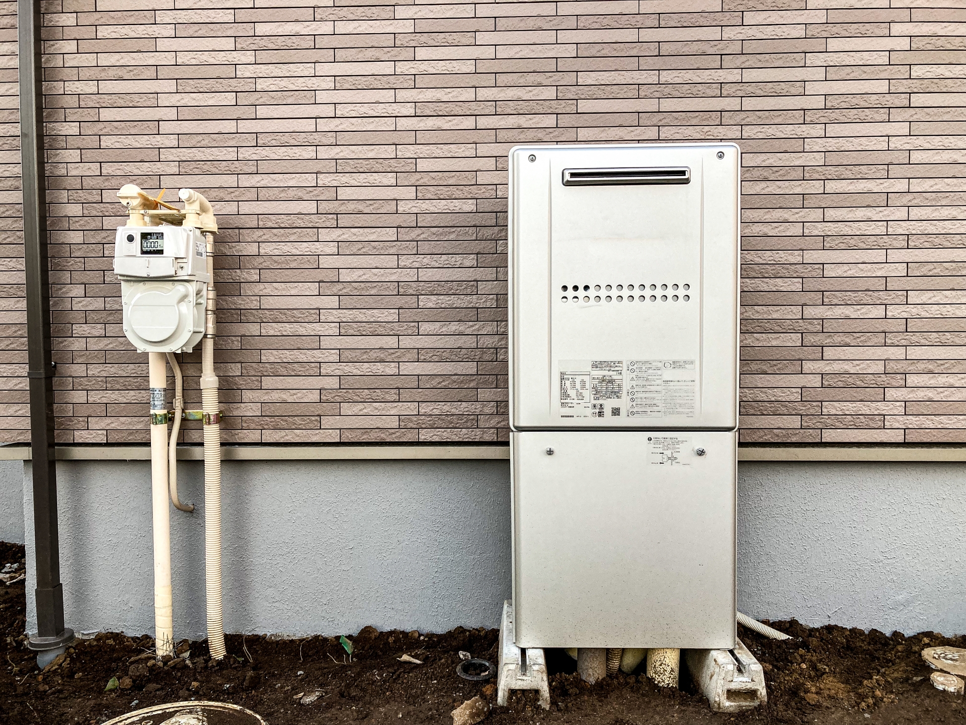 お風呂の給湯器】電気・ガスそれぞれの特徴と選び方＆交換費用などを 