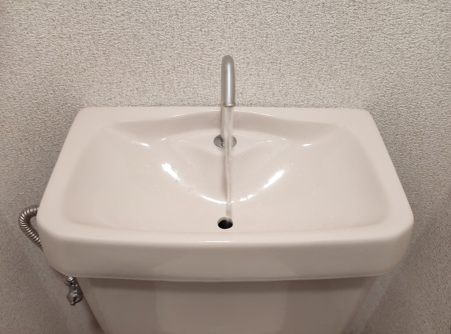 フェリモア 壁掛手洗器 小型手洗鉢 トイレ お手洗い リフォーム 改装 省スペース (ホワイト) - 5